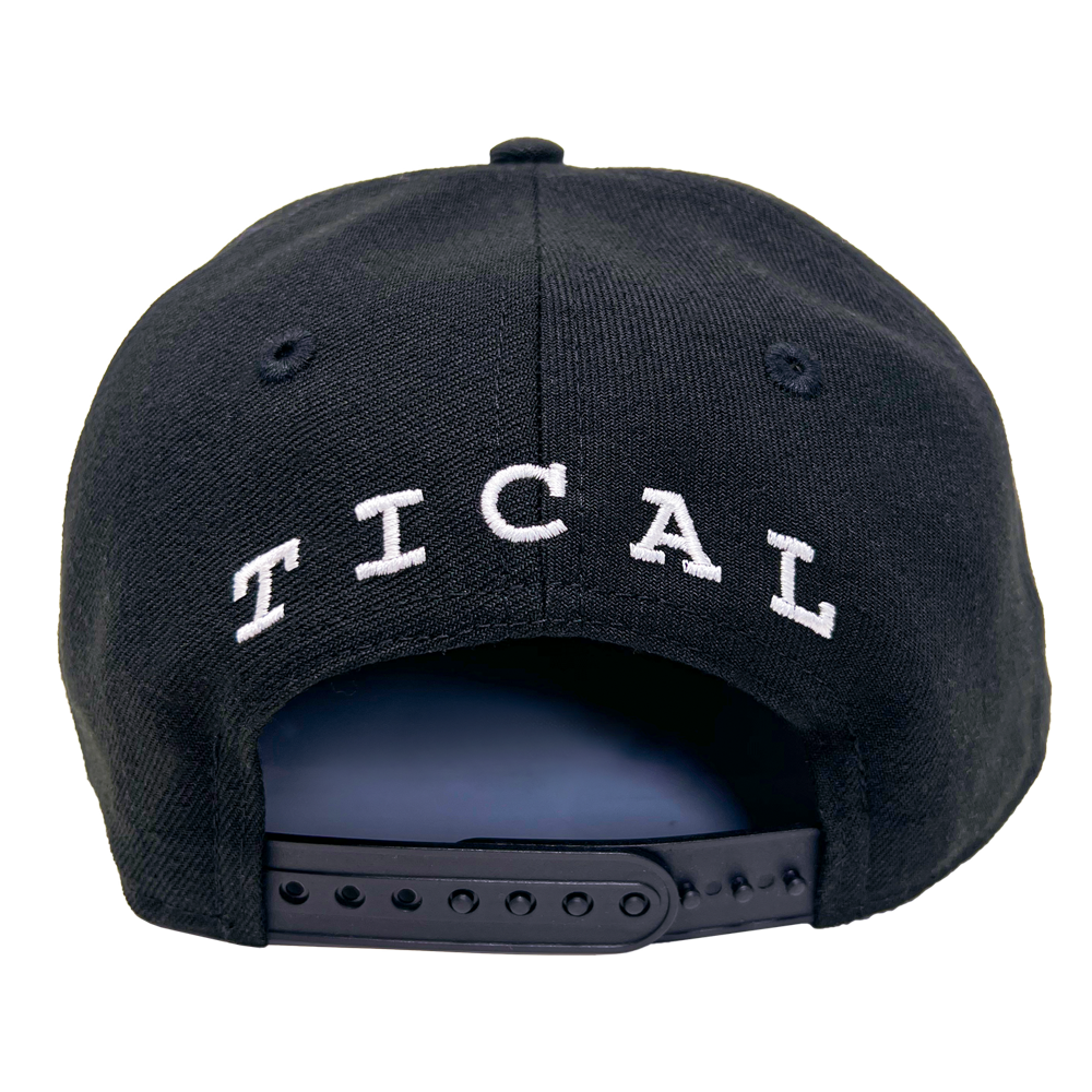 Mblem CREAM & Black New Era Snapback