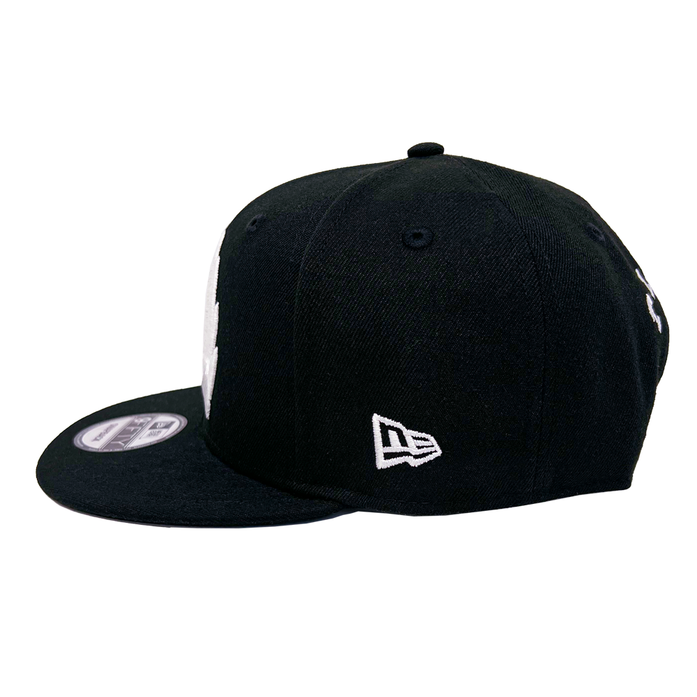 Mblem CREAM & Black New Era Snapback