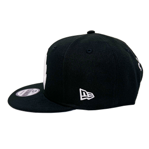 Mblem CREAM & Black New Era Snapback